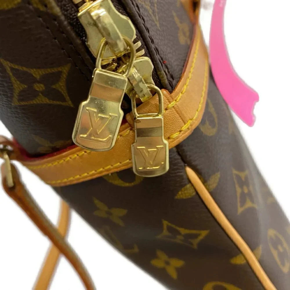 Louis Vuitton Monogram Sac Coussin GM